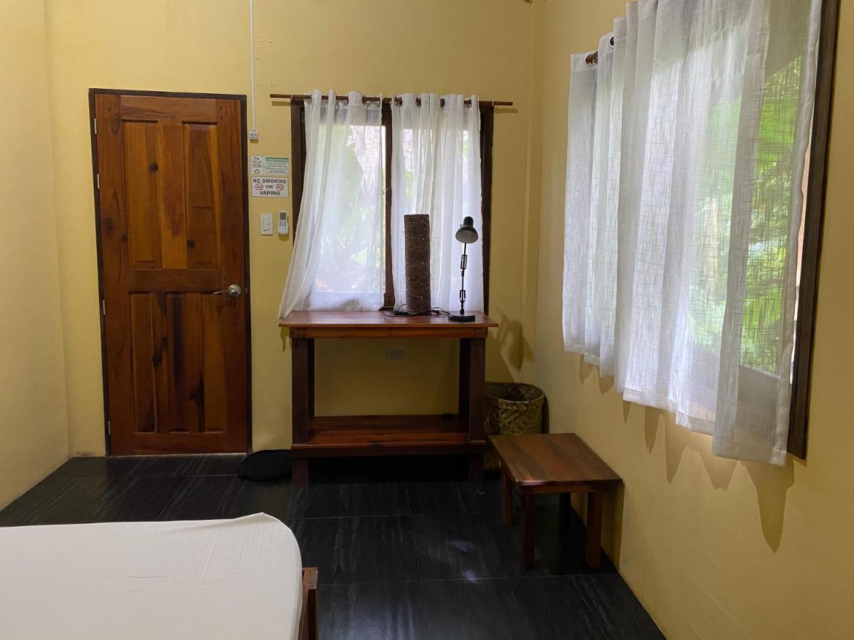 Ilakai Hostel General Luna  Extérieur photo