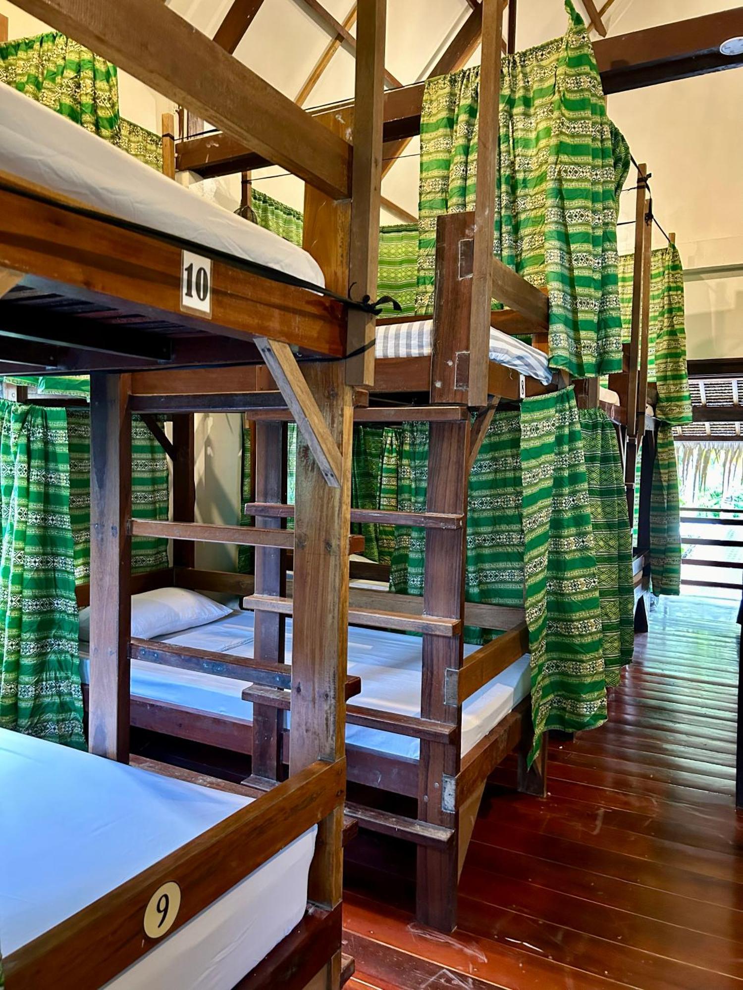 Ilakai Hostel General Luna  Extérieur photo
