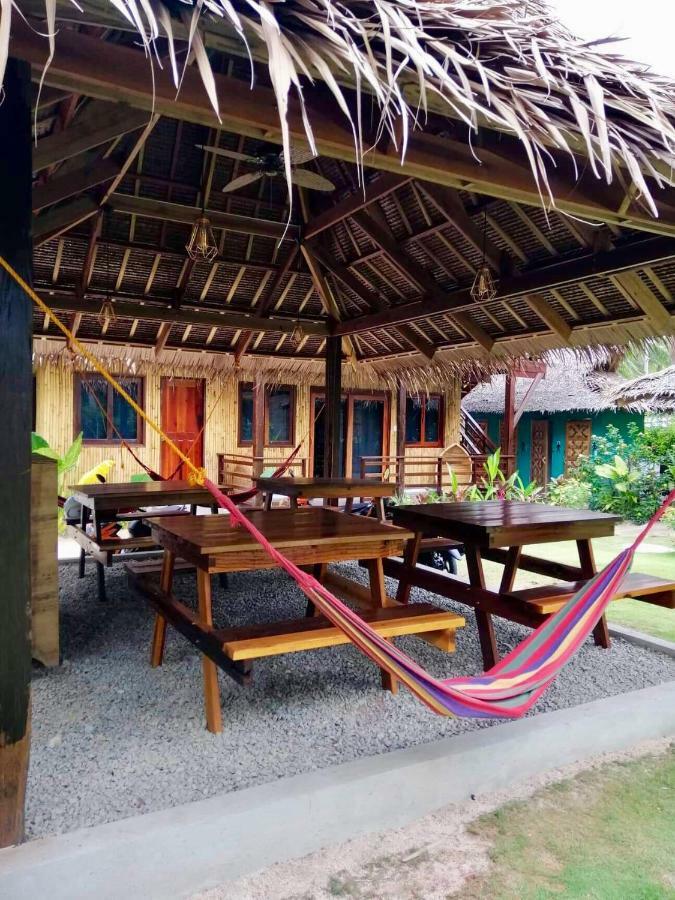 Ilakai Hostel General Luna  Extérieur photo